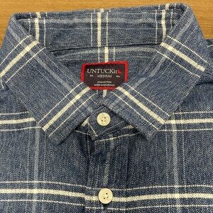 UNTUCKit Navy Blue Checkered Flannel Shirt size M